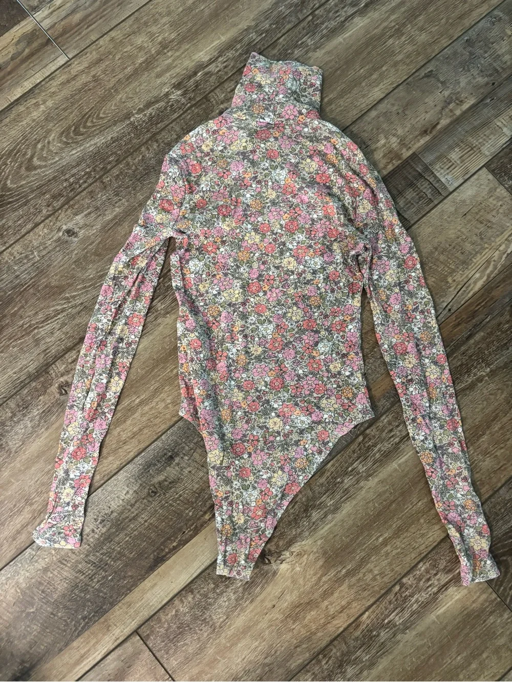 H&M Floral Long-Sleeve Turtleneck Bodysuit in Pink and Cream